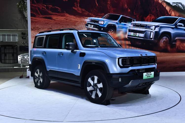 北汽b40图片及价格(北汽b40新款)