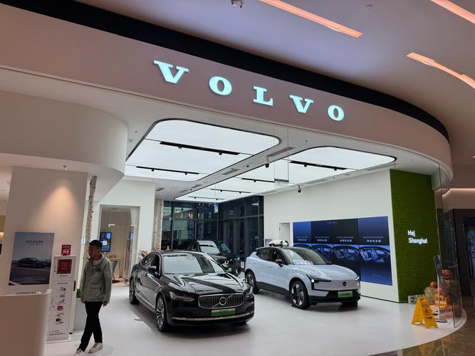 杭州沃尔沃4s店(杭州沃尔沃4s店哪家好)