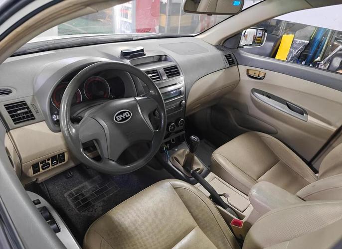 比亚迪l3二手车价格2012款／比亚迪l313年二手车价格