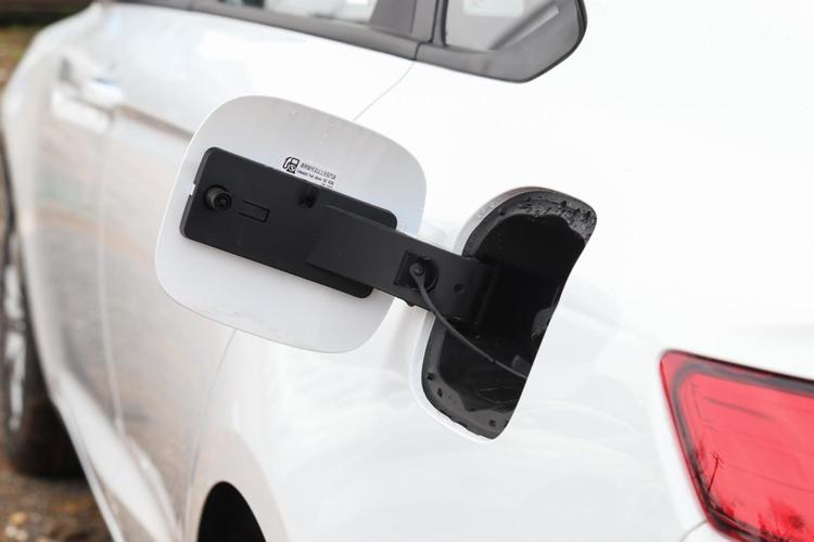 帝豪gl油箱盖／帝豪gl油箱盖打开视频