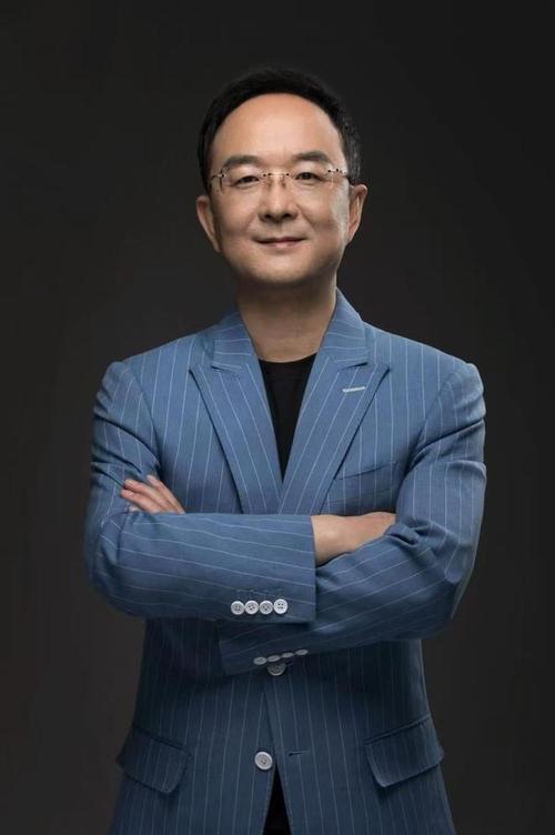 吉利公司老板叫什么名字 吉利公司的老总